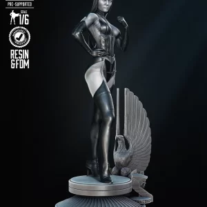 Silk Spectre Sculpture (Model Kit)