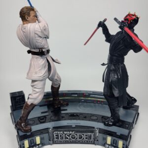 Obi Wan and Darth Maul Diorama (1/12 scale) - IN STOCK